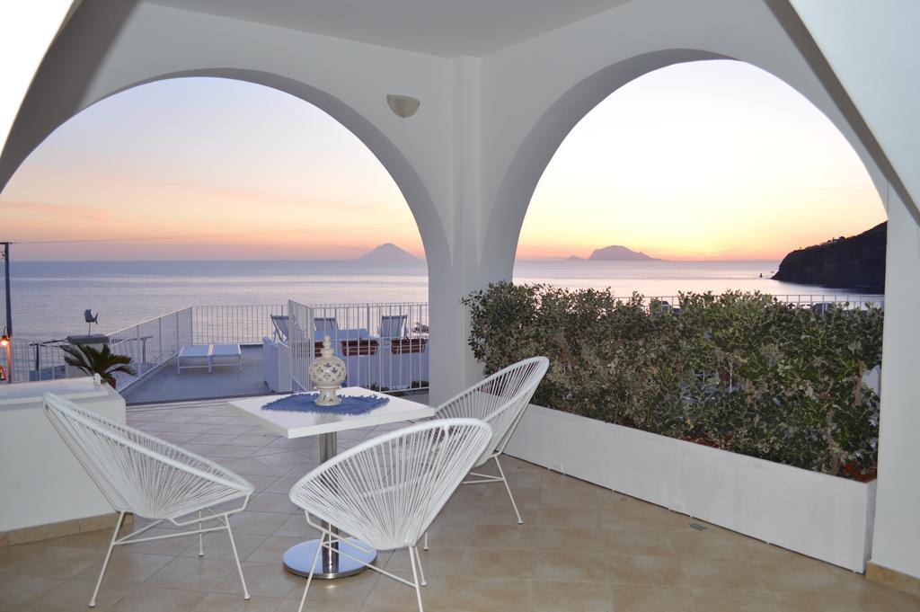 'A Alera Room & Breakfast Мальфа Экстерьер фото